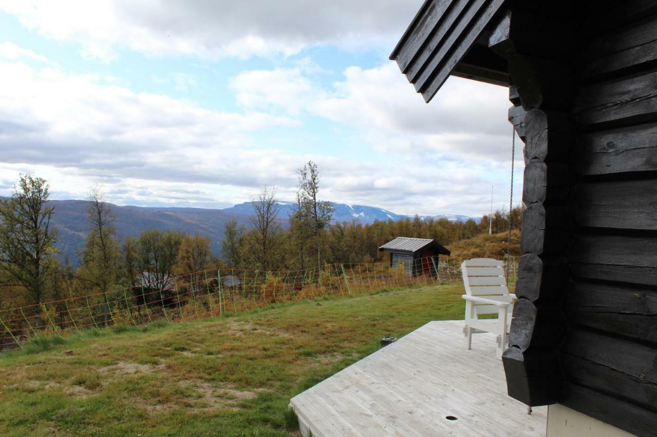 Blazerbu Four-Bedroom Chalet Myro Kültér fotó